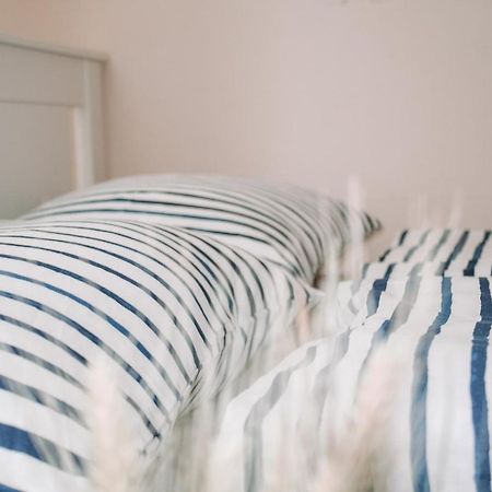 Neb-Thun Lodge'S Appartement 1 Hilterfingen Ringstrasse 6 ภายนอก รูปภาพ